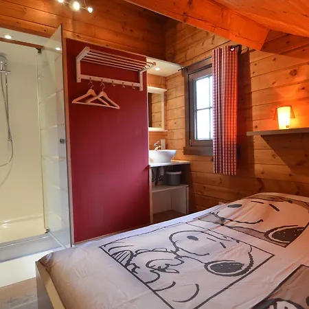 Alpesi faház Modern Chalet With Sauna In Nea The Lake Waimes