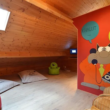 Modern Chalet With Sauna In Nea The Lake Alpesi faház