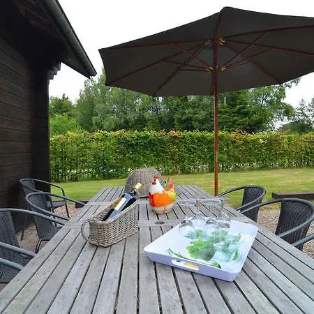 Modern Chalet With Sauna In Nea The Lake Alpesi faház *